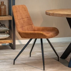 Mangohoutonline Eetkamerstoel Toulouse Cognac met zwart onderstel Mahom